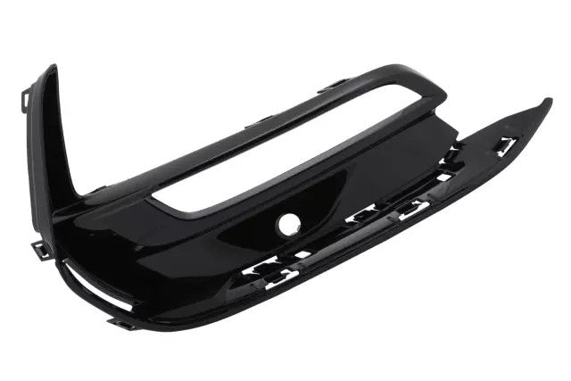 16-17 Chevrolet SS Fog Light Opening Trim (Passenger Side)