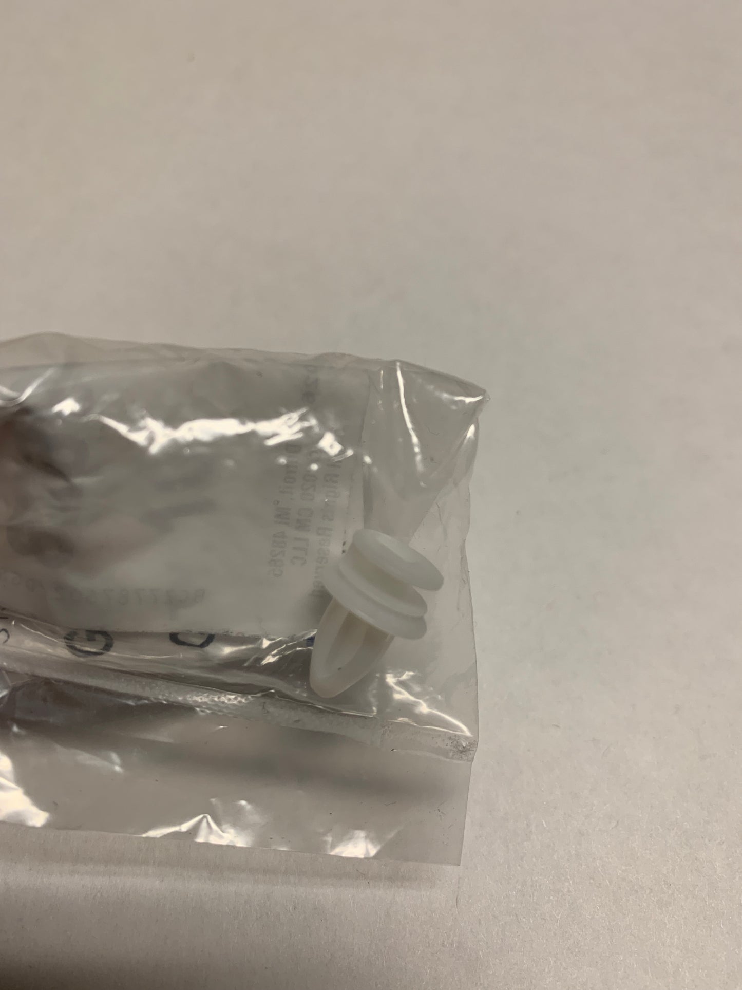 GTO Window Defroster Vent Clip