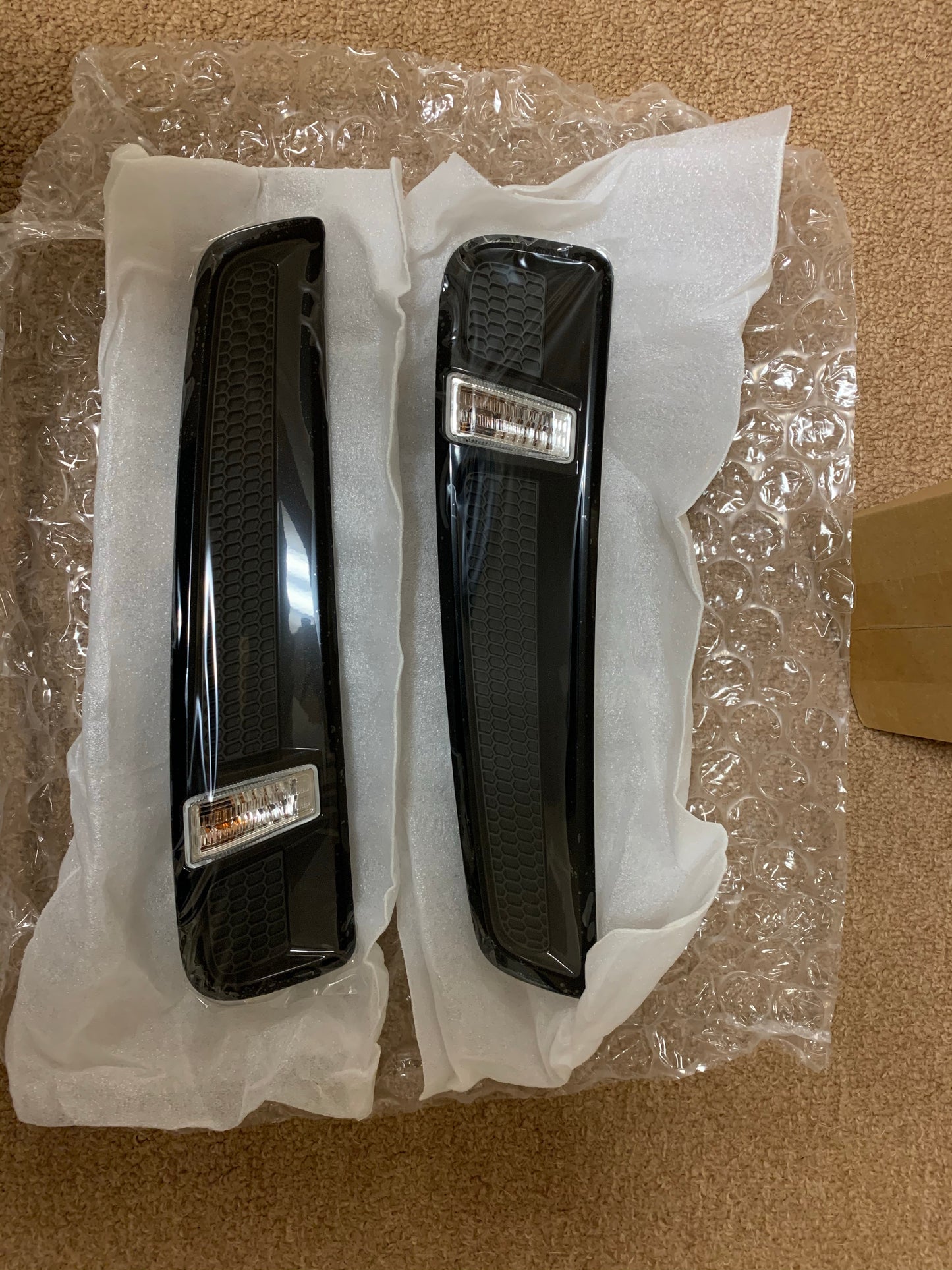 Chevrolet SS Black Fender Vents