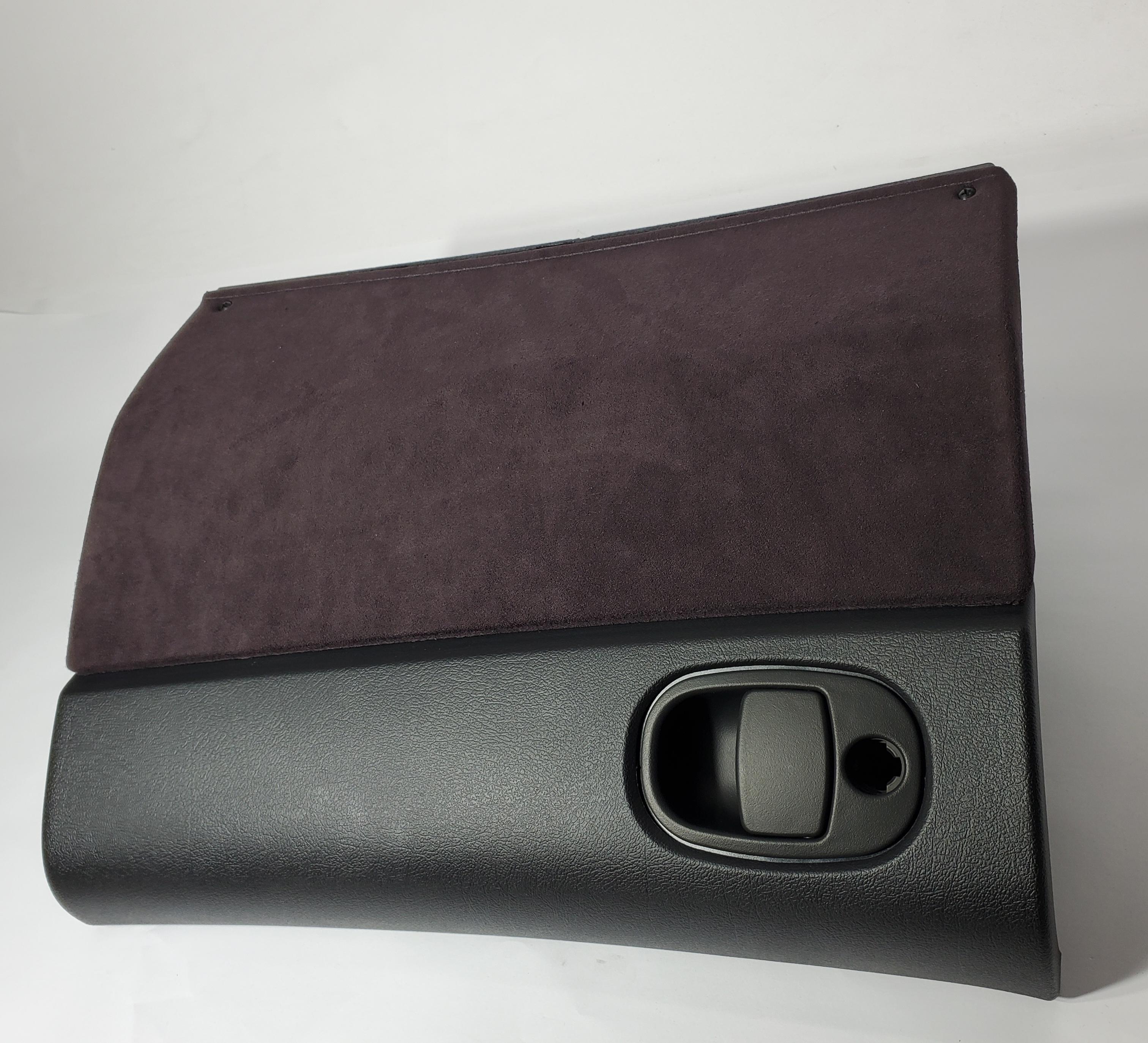 GTO 2004 Glove Box Assembly (Cosmos Purple)