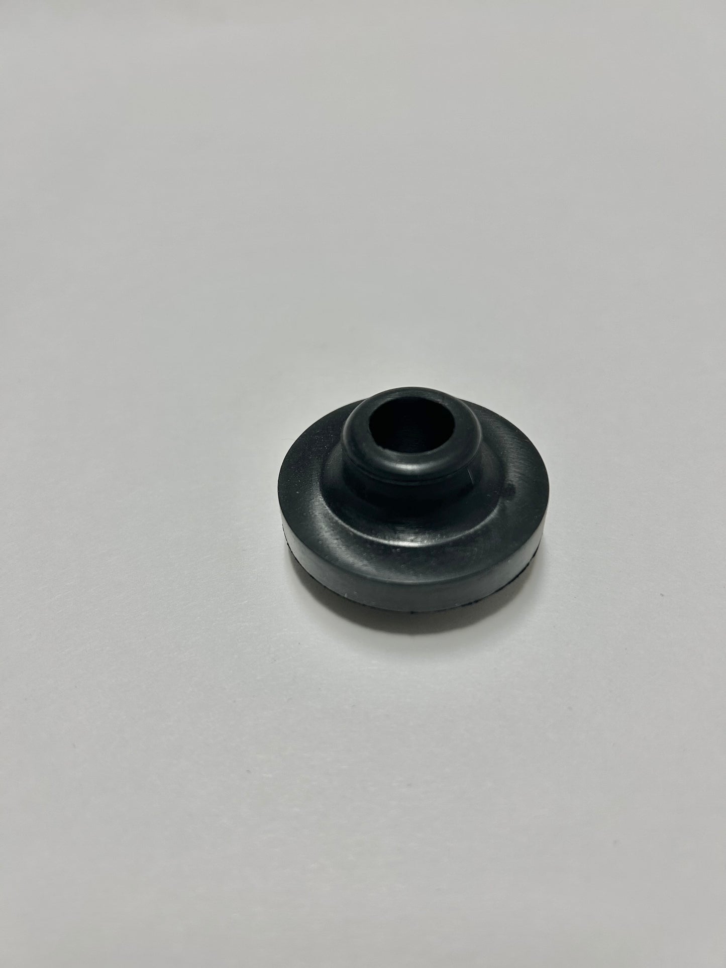 GTO Lower Radiator Insulator/Bushing