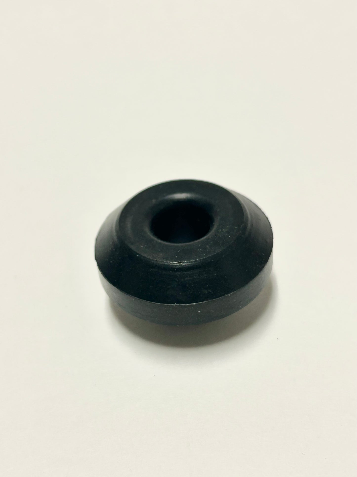 GTO Lower Radiator Insulator/Bushing
