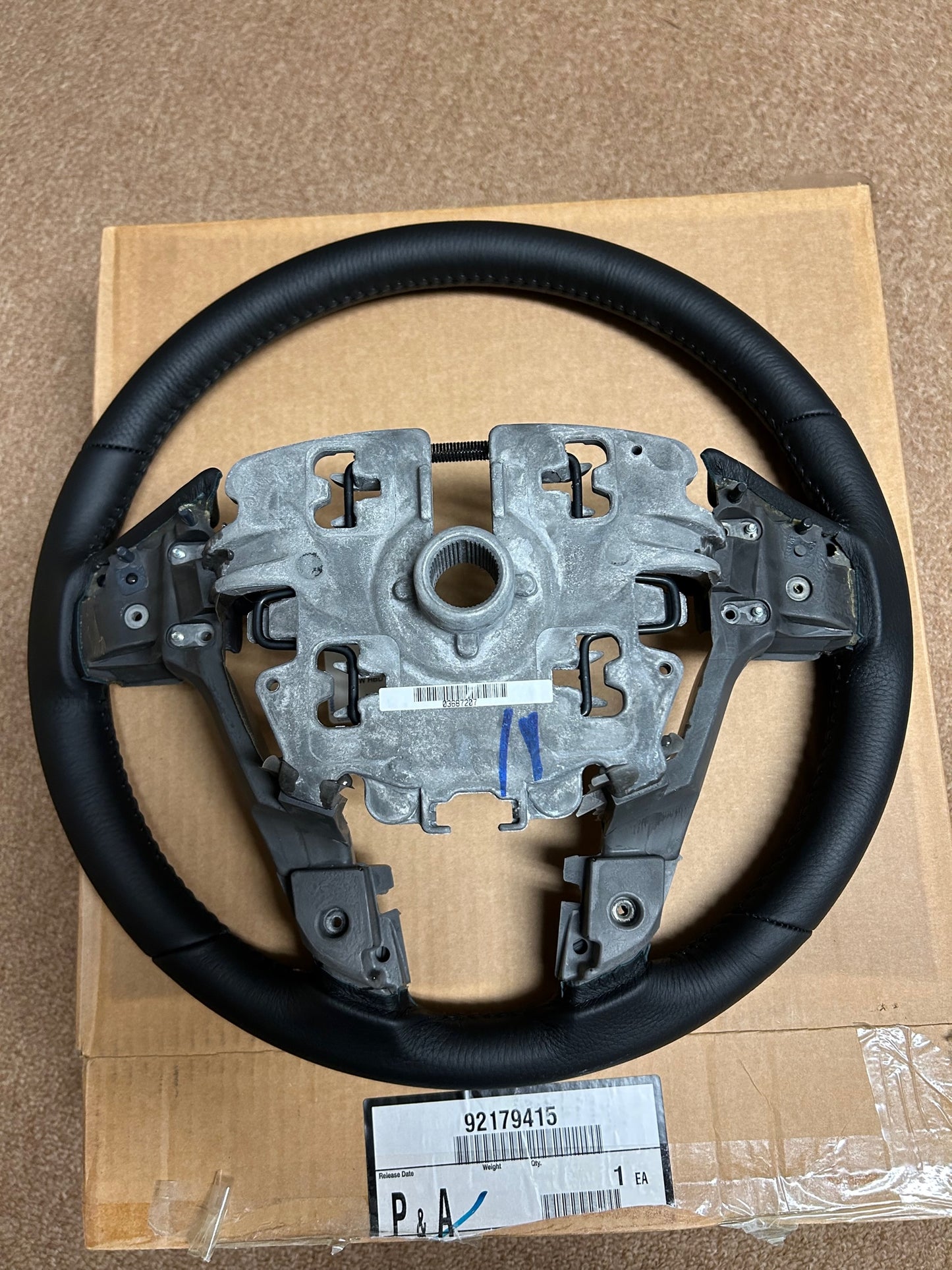 G8 GT Standard Leather Steering Wheel