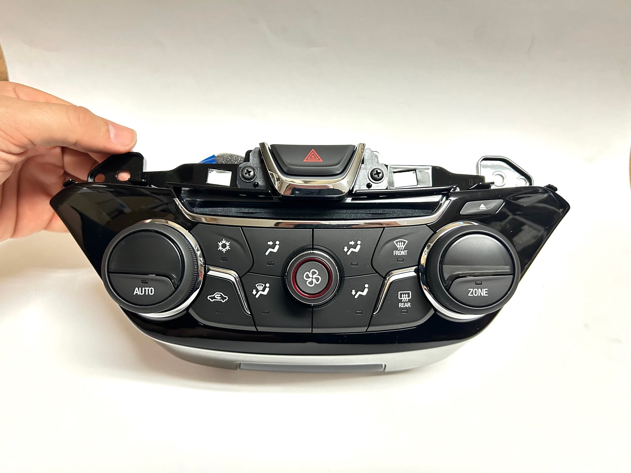 Chevrolet SS HVAC Climate Control Module 2014-2015