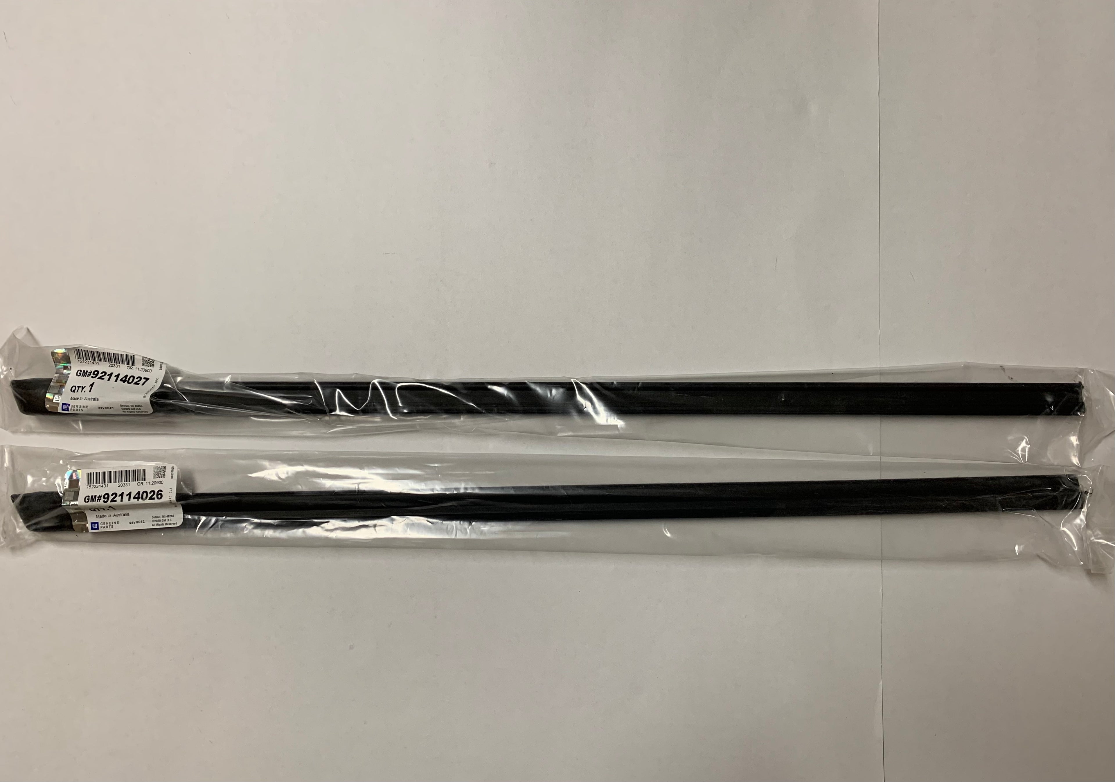 Pontiac GTO LH/RH Rear Window Retainers