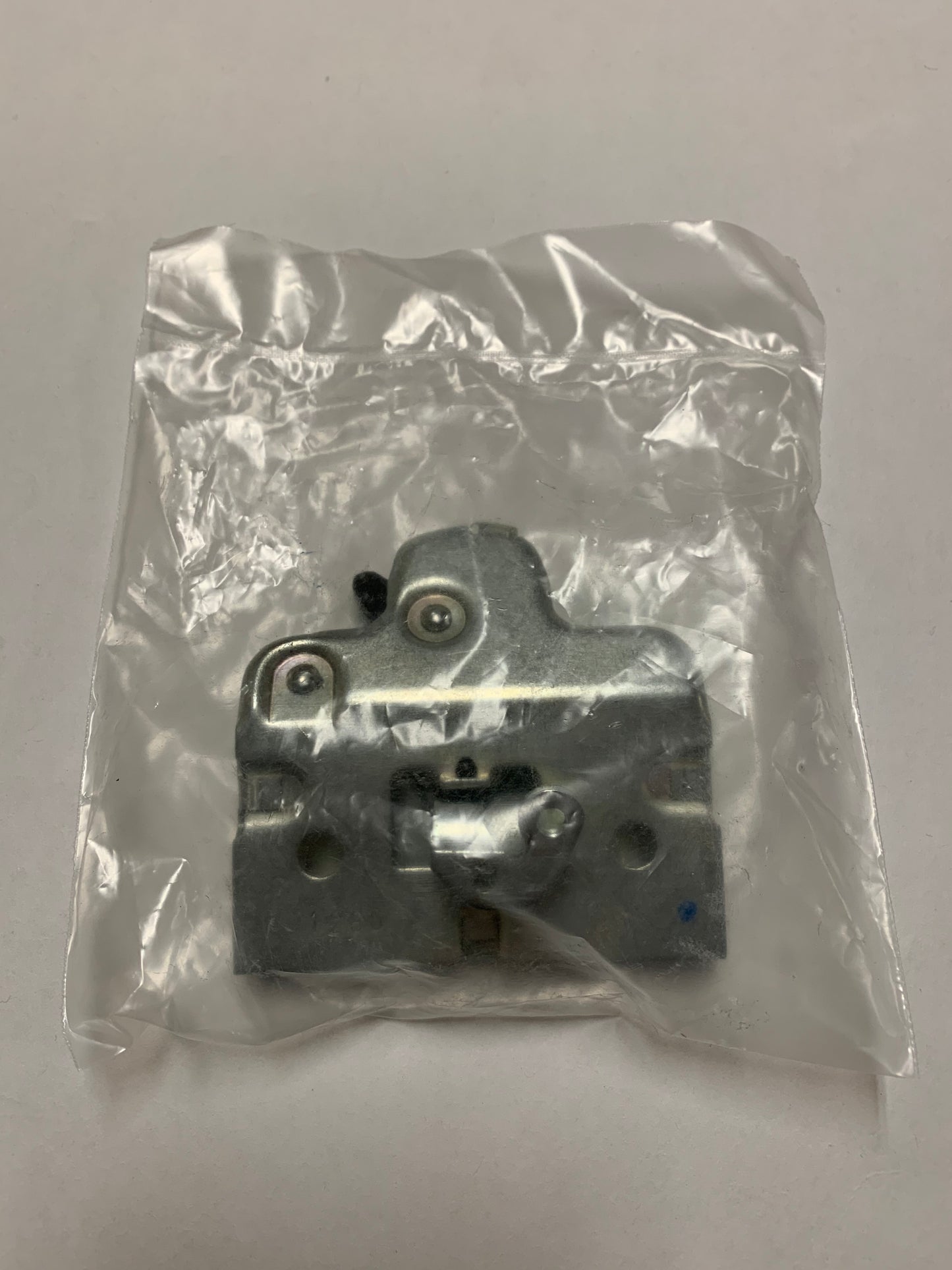 GTO Trunk Latch